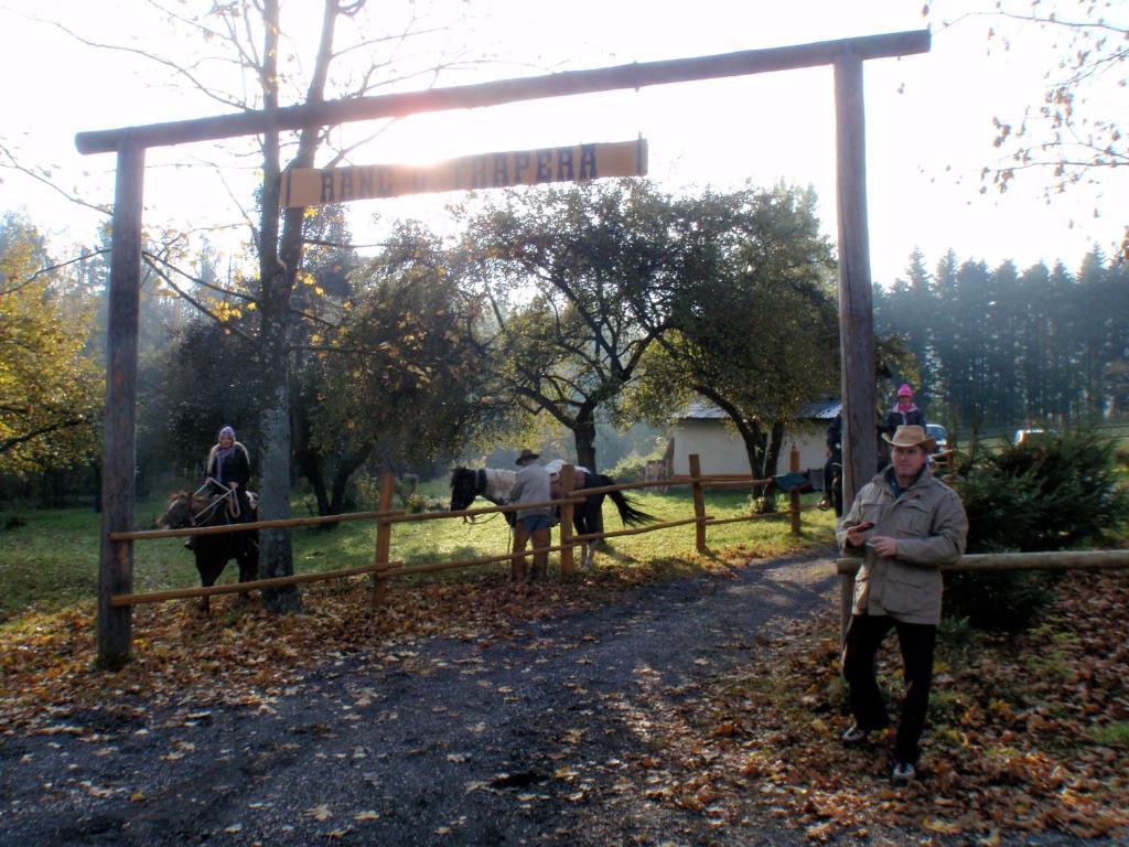 Penzion-Ranc U Trapera Hrabusice Bagian luar foto