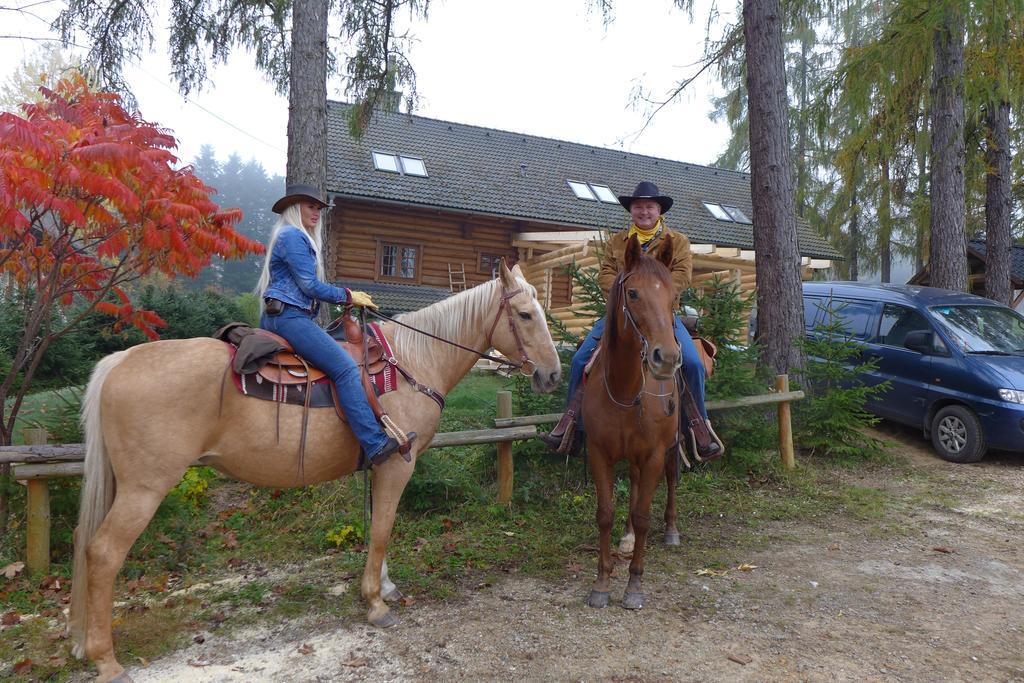 Penzion-Ranc U Trapera Hrabusice Bagian luar foto